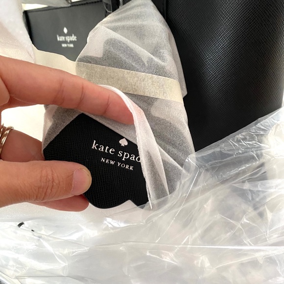NWT Kate Spade Saffiano leather zip tote black - Picture 11 of 12